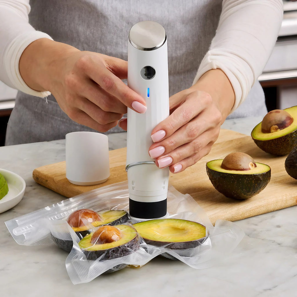 Machine sous vide compacte avec sacs réutilisables et clips