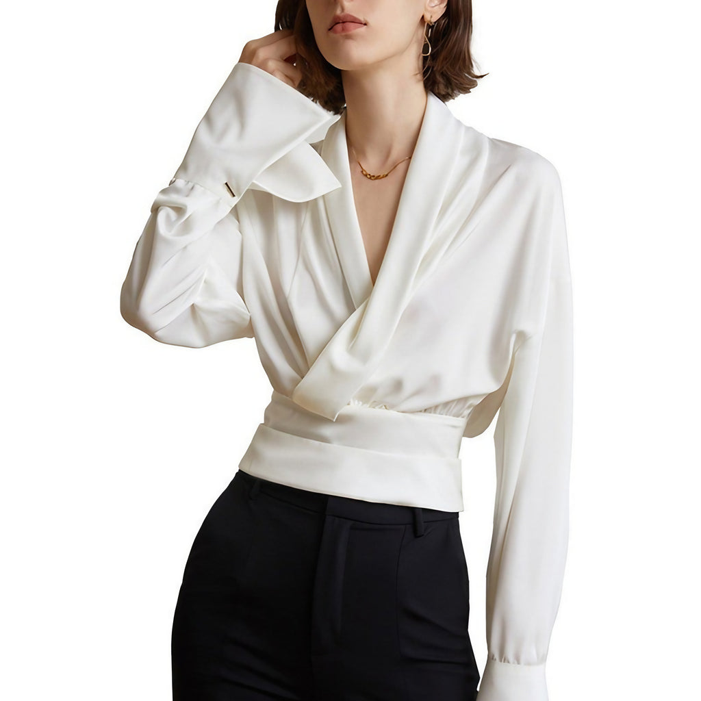 Blouse blanche femme à manches courtes bouffantes et col V