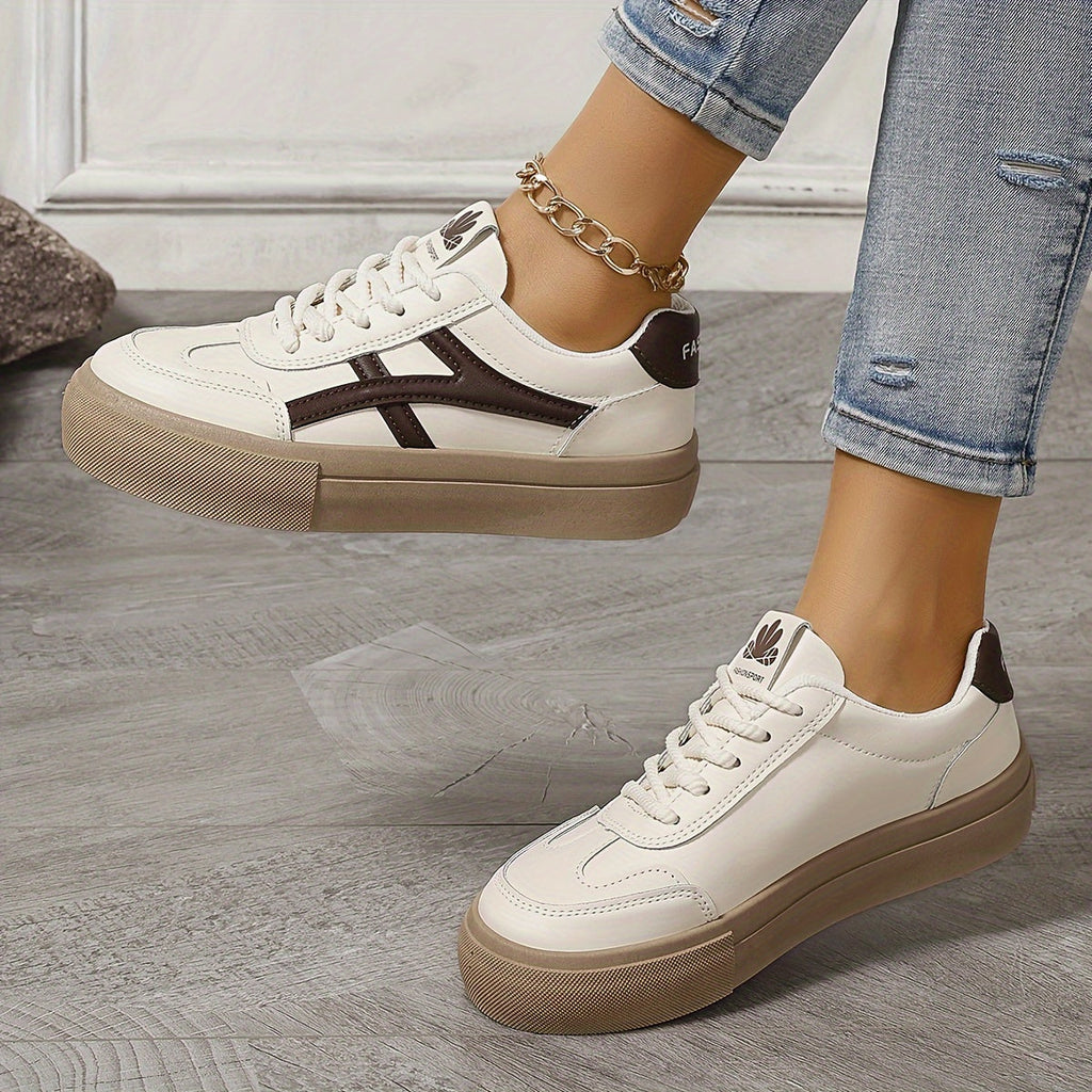 Chaussures orthopédiques femme à semelle rehaussante discrète