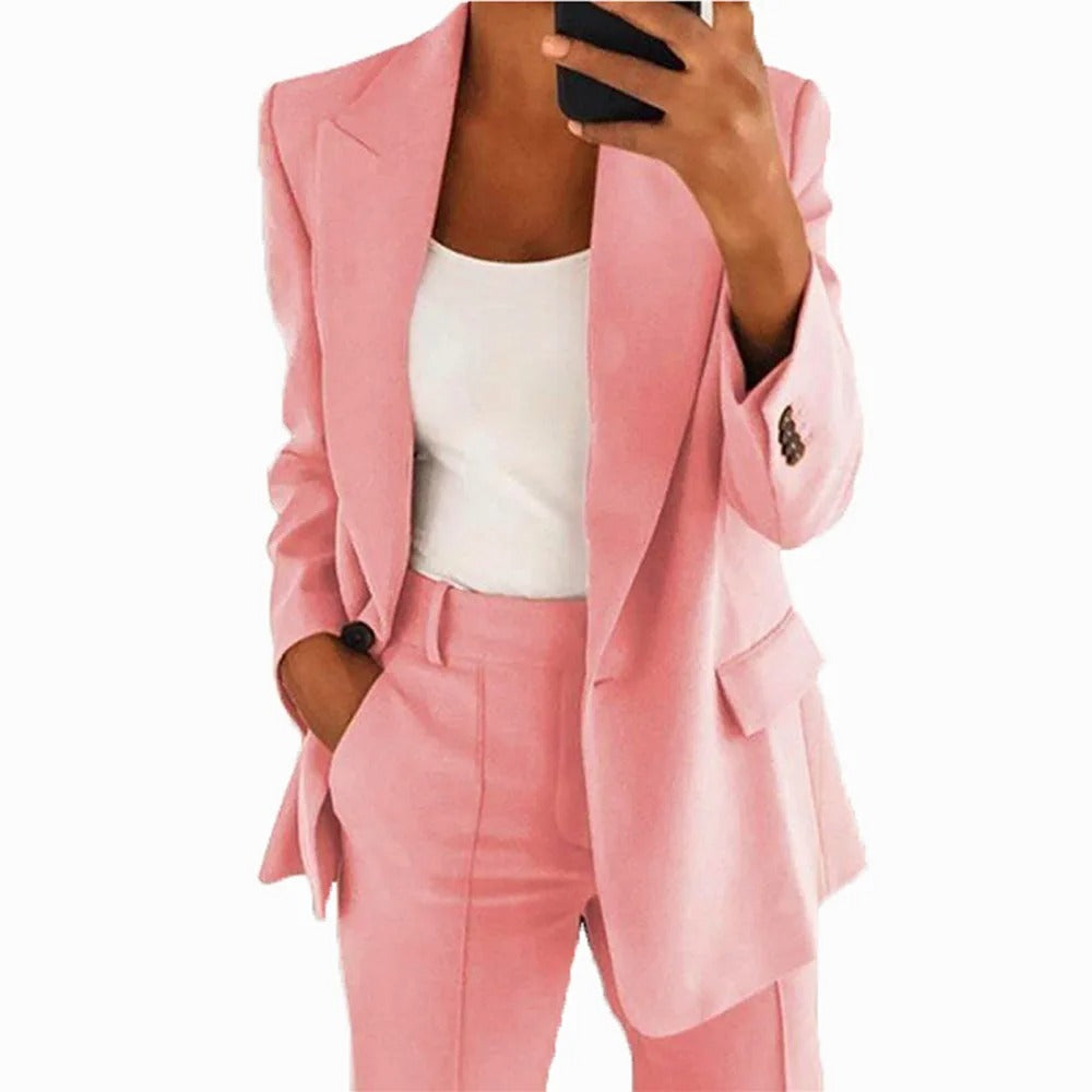 Tailleur pantalon femme, blazer col V et pantalon large, rose
