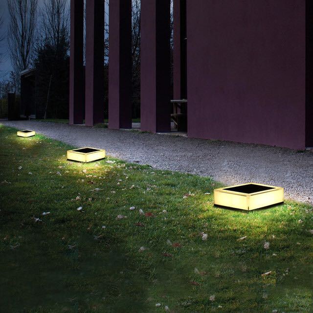 Lampe solaire extérieur LED étanche IP65, blanc ou multicolore