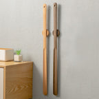 Chausse-pied long en bois à aimant, manche de 55 cm