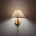 Applique murale nordique en bois, abat-jour plissé en tissu, LED