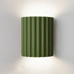 Applique murale LED en résine, format compact 16,5 x 14 x 8 cm, vert