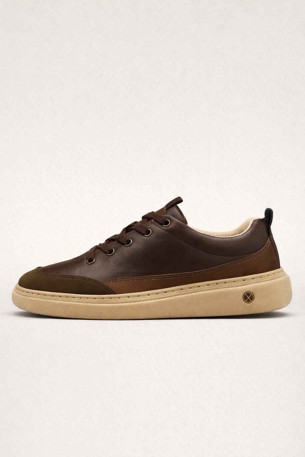 Baskets de ville homme à lacets, talon renforcé, trois coloris