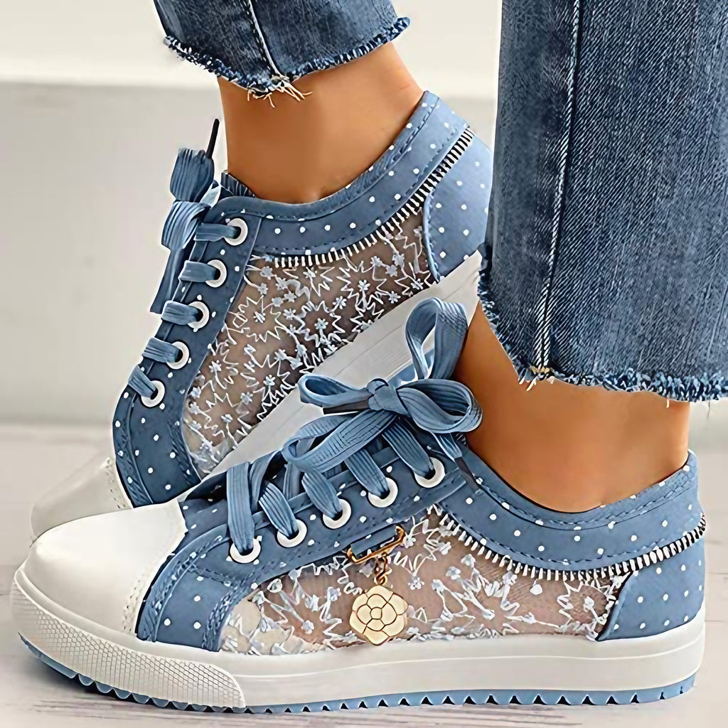 Baskets basses femme à lacets, semelle rembourrée, tons bleus, bleu ciel transparent