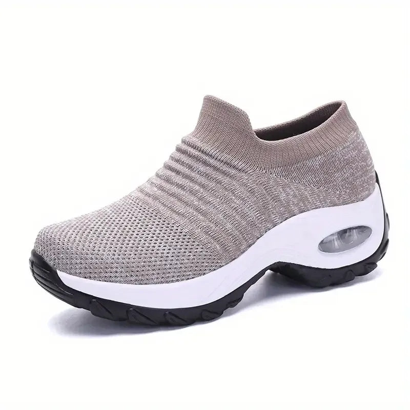 Baskets compensées femme en maille, coussin d'air, talon 5 cm, kaki