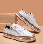 Baskets femme à enfiler, motif fleuri ou uni, semelle souple, blanc