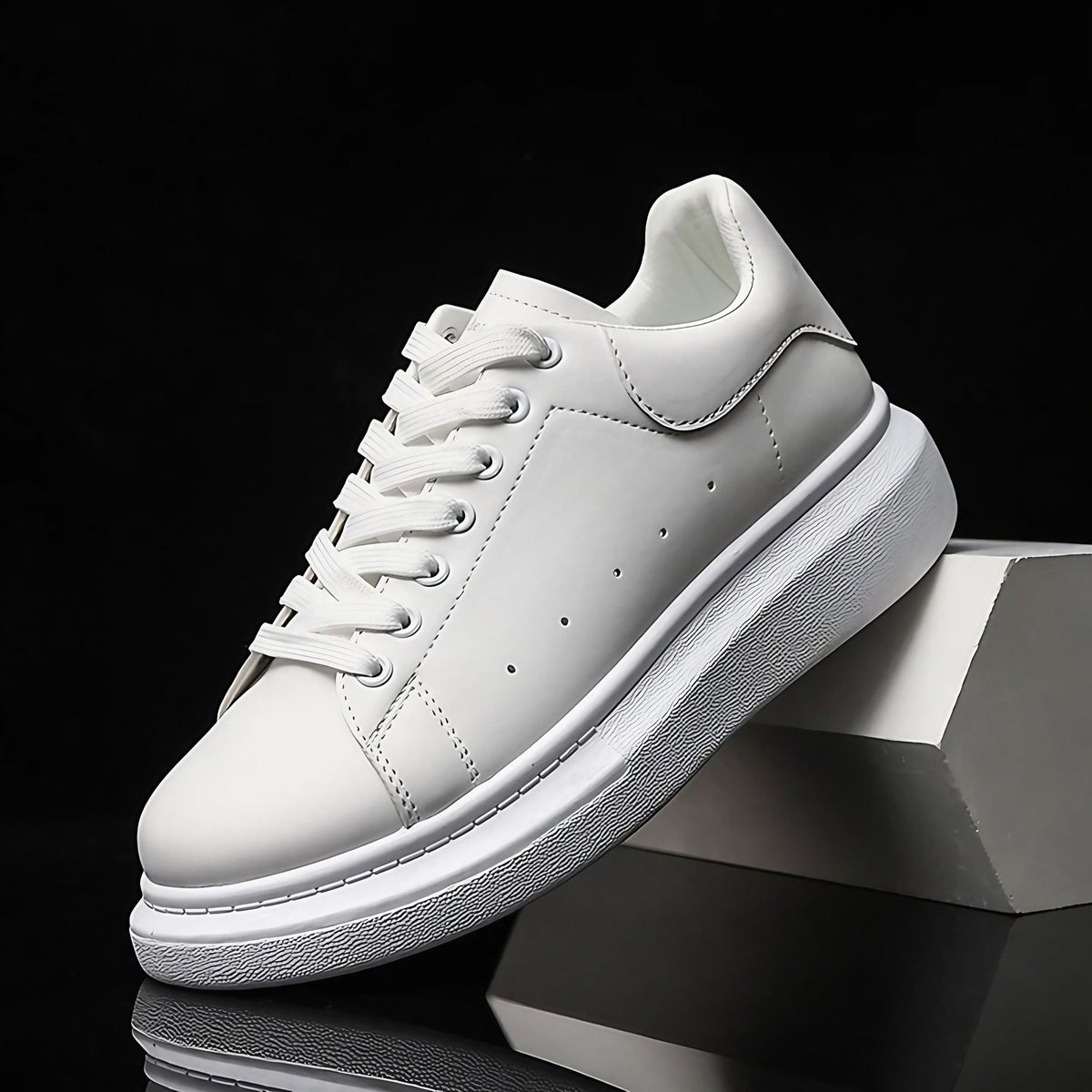 Baskets homme à semelle épaisse, blanc ou noir et blanc