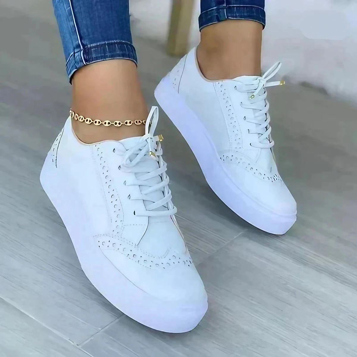 Baskets orthopédiques femme à lacets, semelle amortie, 36 au 43, blanc