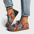 Baskets orthopédiques femme légères à lacets, détails colorés