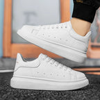 Baskets à plateforme mixtes, blanches ou blanc et noir