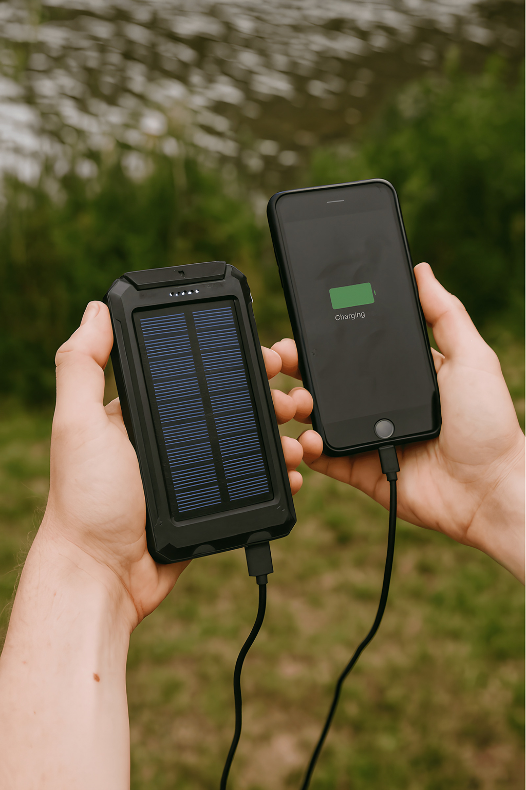 Batterie externe solaire 10 000 mAh, étanche IP65, lampe LED