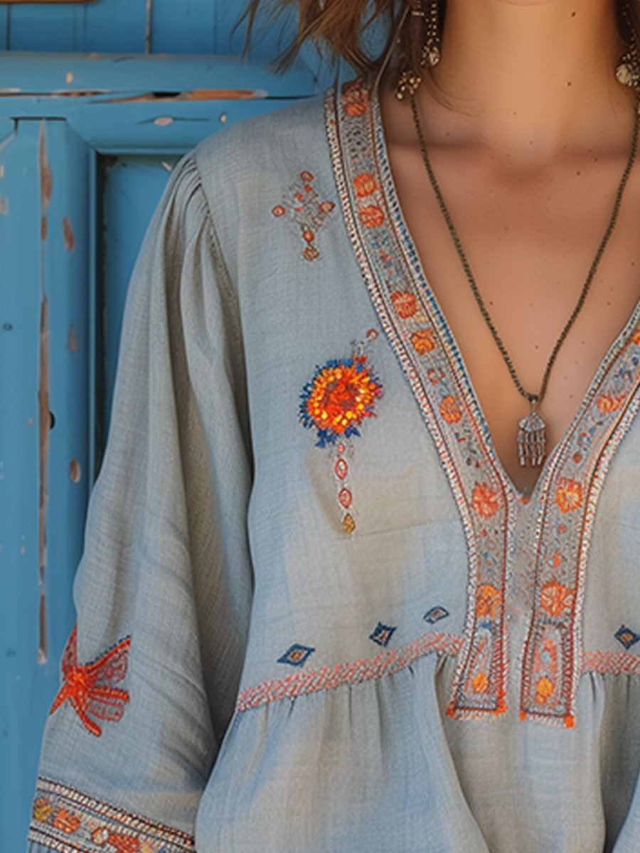 Blouse bohème femme brodée à col V, bleu clair