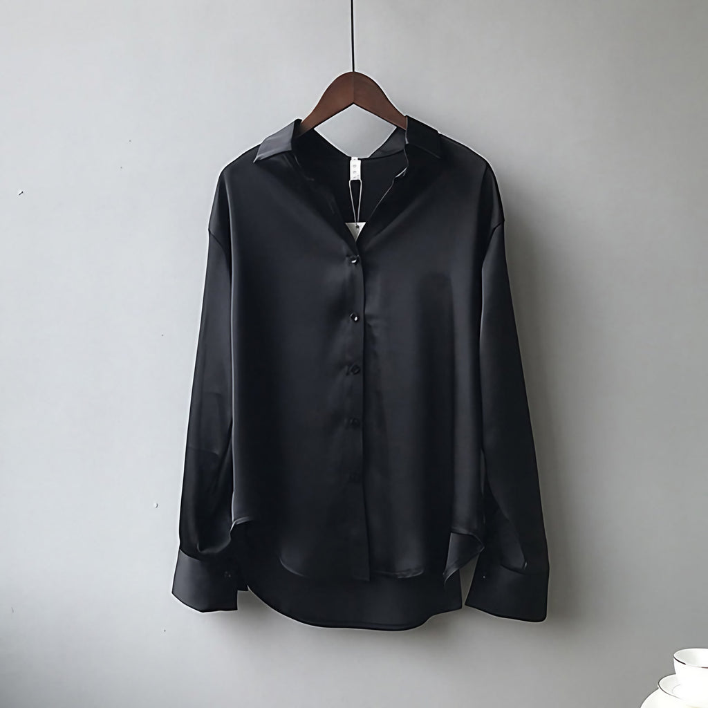 Blouse femme coupe droite, col ouvert, manches retroussables, noir