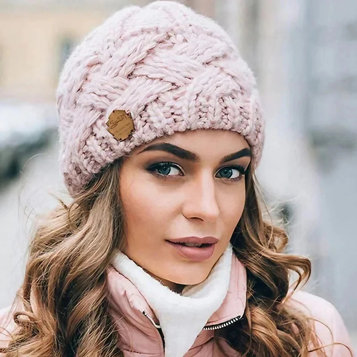 Bonnet tricoté femme, tour de tête 54 à 58 cm, sept coloris, rose