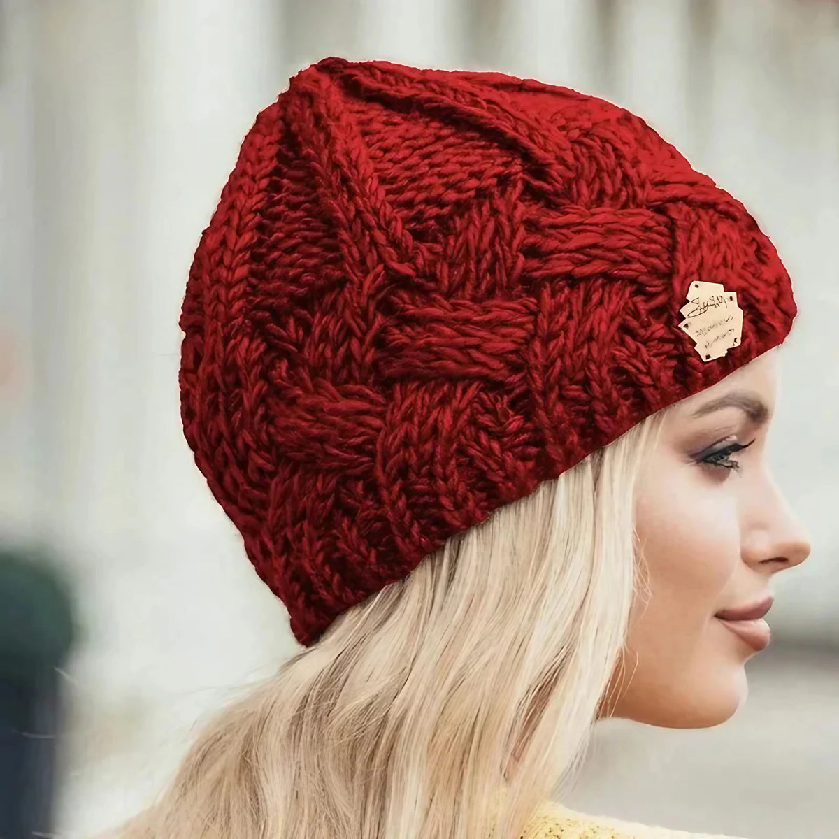 Bonnet tricoté femme, tour de tête 54 à 58 cm, sept coloris, rouge