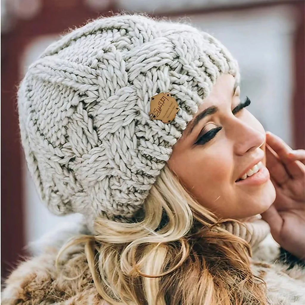 Bonnet tricoté femme, tour de tête 54 à 58 cm, sept coloris, gris