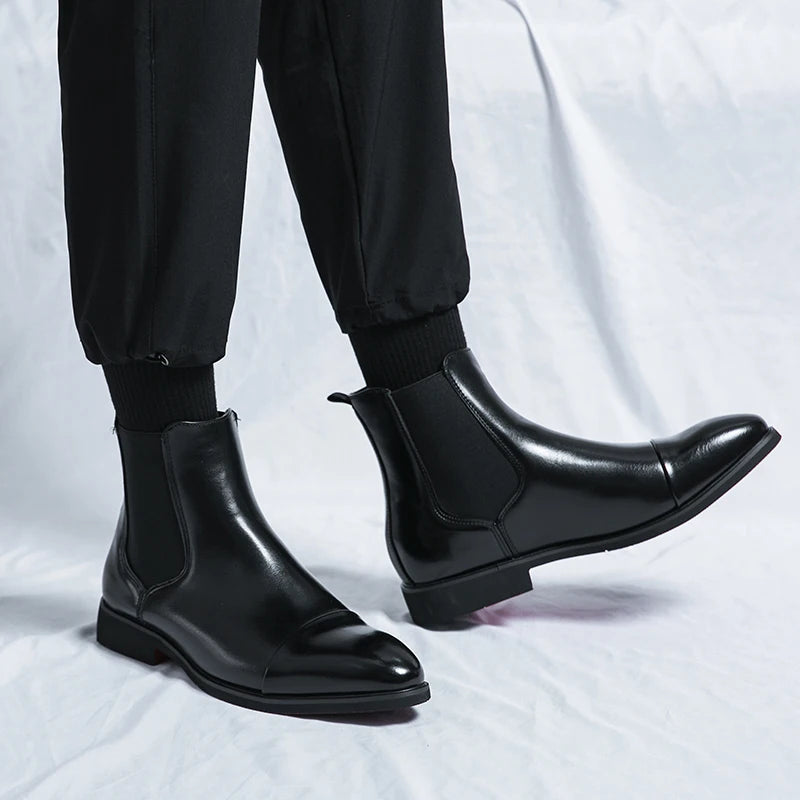 Bottes Chelsea homme à bout droit, à enfiler, noir ou rouge
