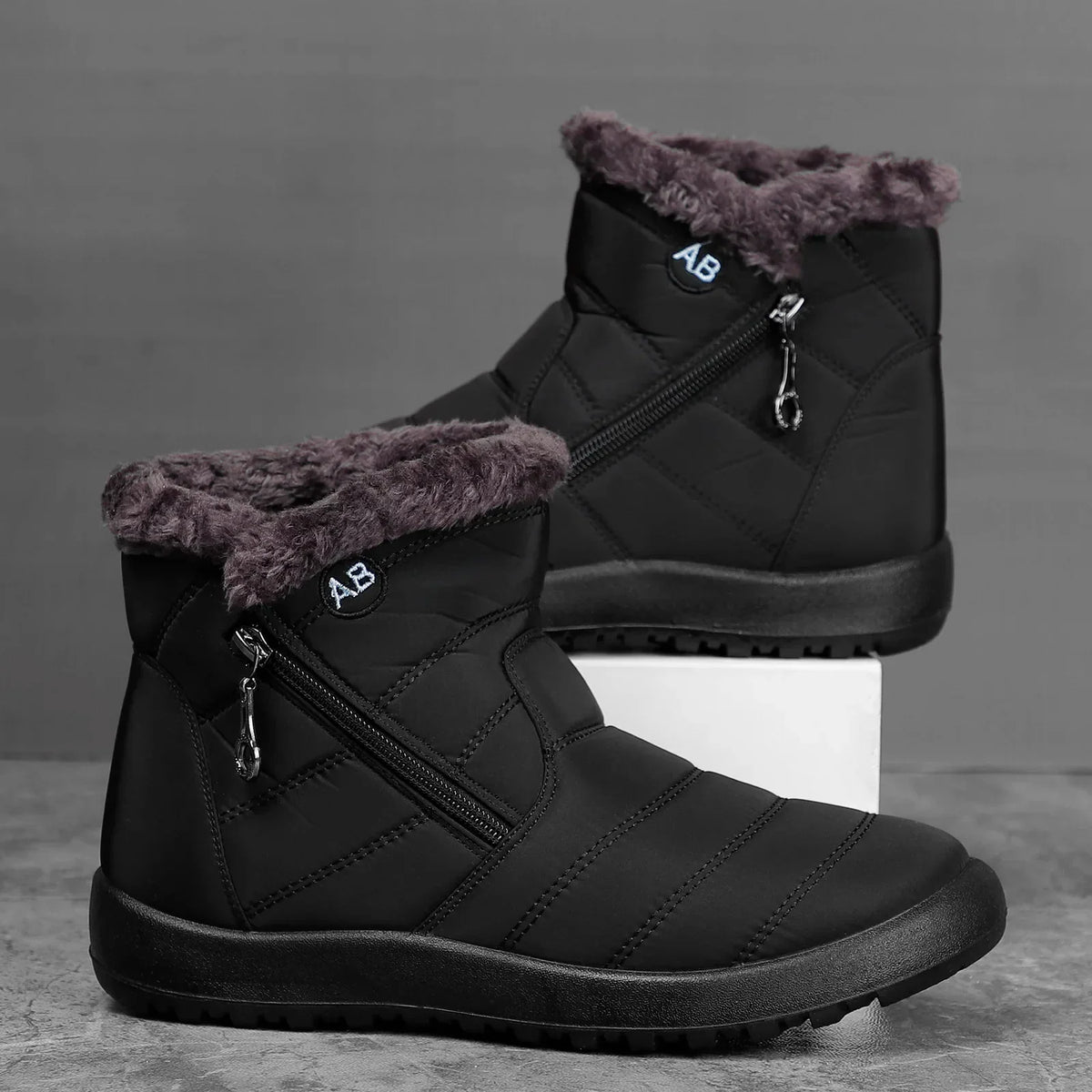 Bottes d'hiver homme à doublure isolante, noir ou gris