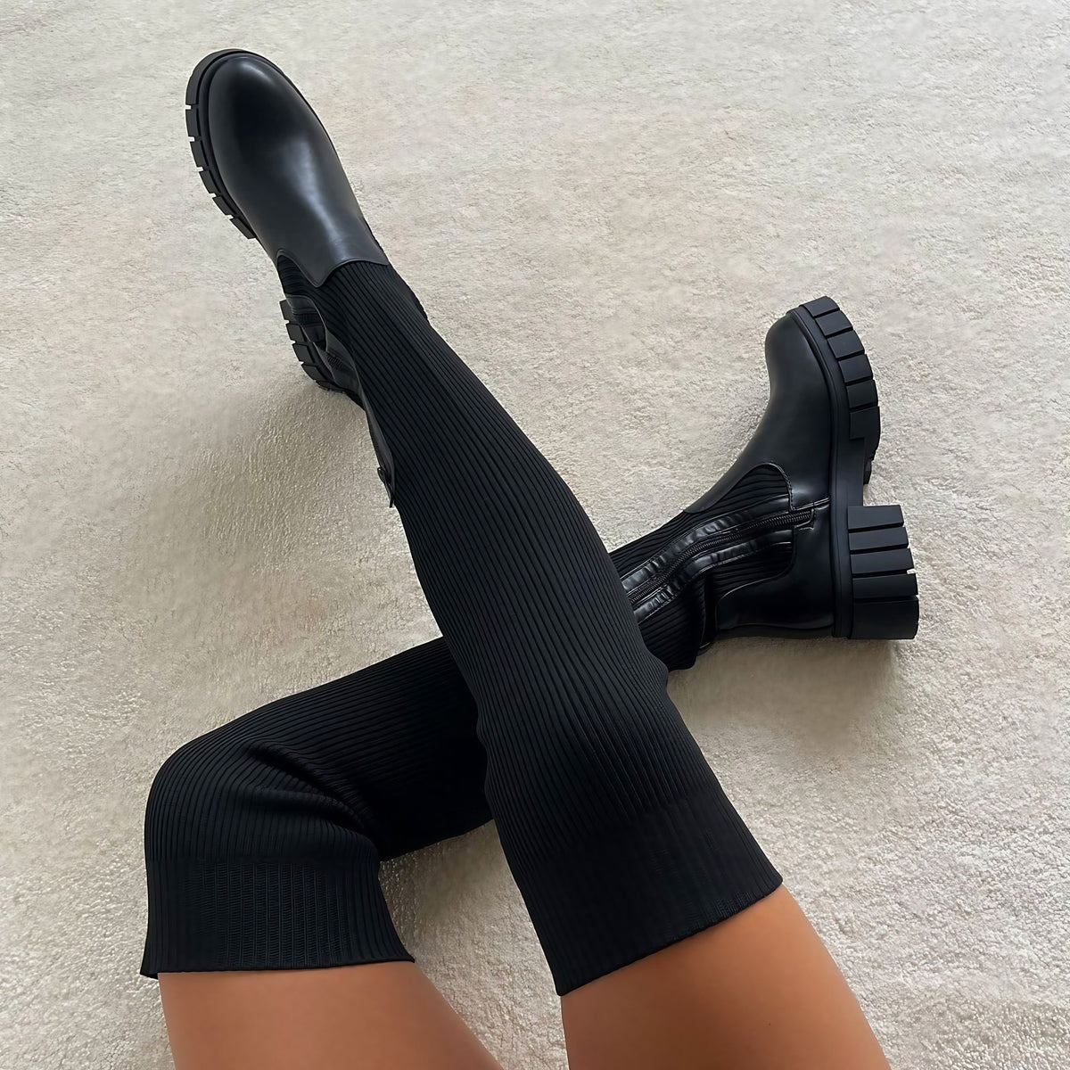 Bottes femme à tige stretch ajustée, noir ou blanc, noir