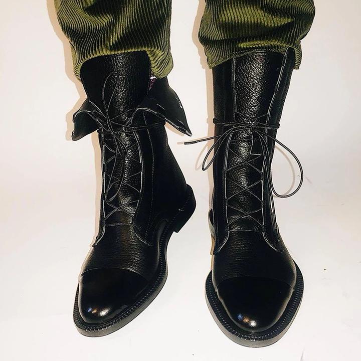 Bottes hautes femme à lacets et zip latéral, talon moyen