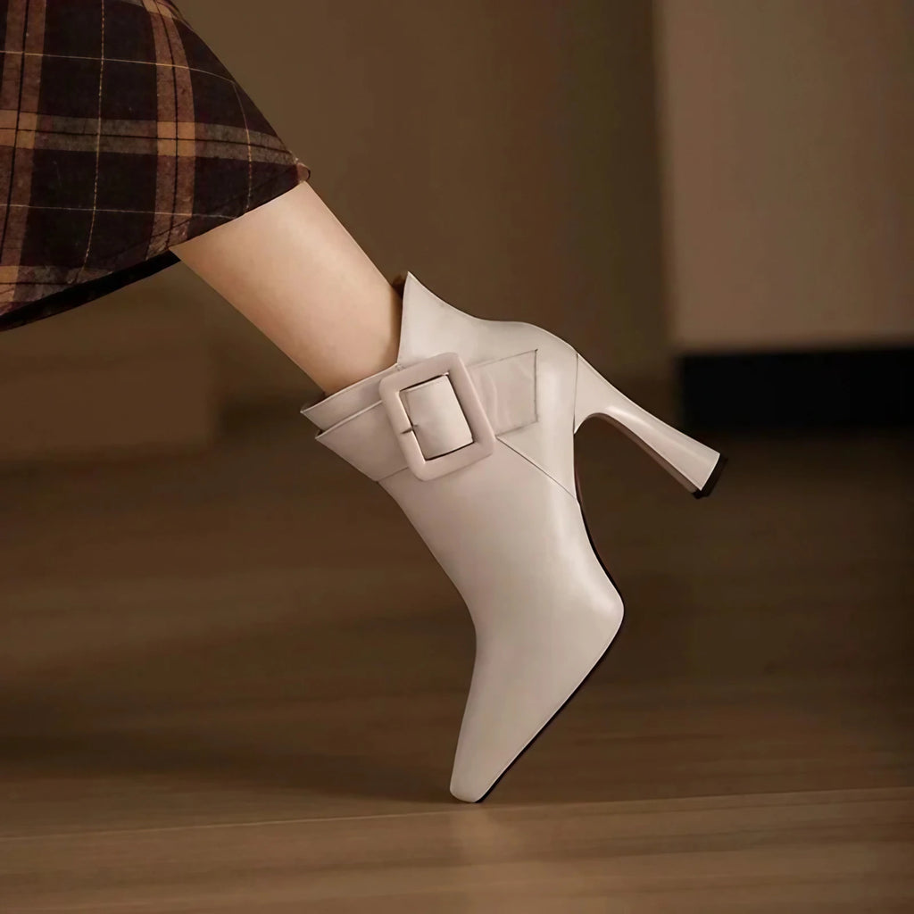 Bottes femme à boucles, talon de 8 cm, zip latéral, beige