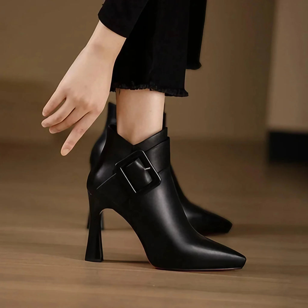Bottes femme à boucles, talon de 8 cm, zip latéral, noir