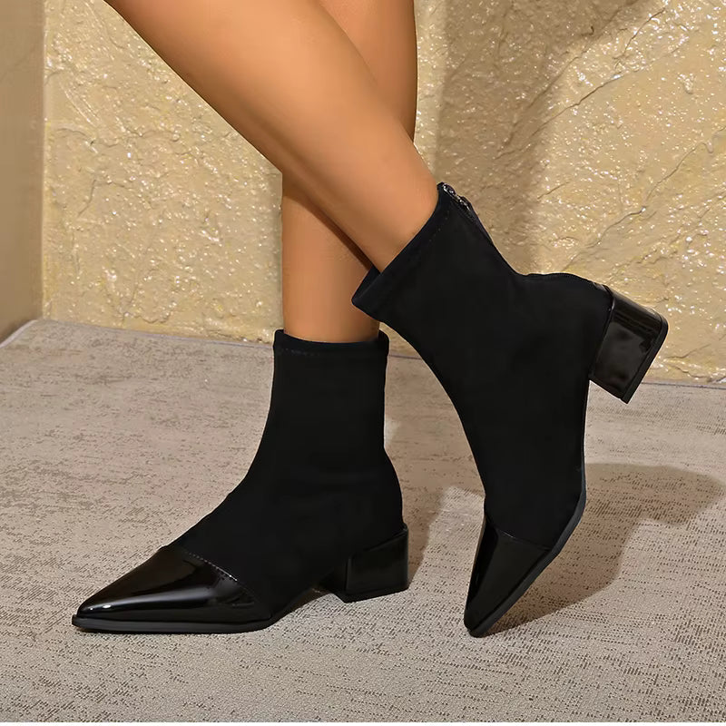 Bottines femme à talon bloc et détails brillants, noir ou marron