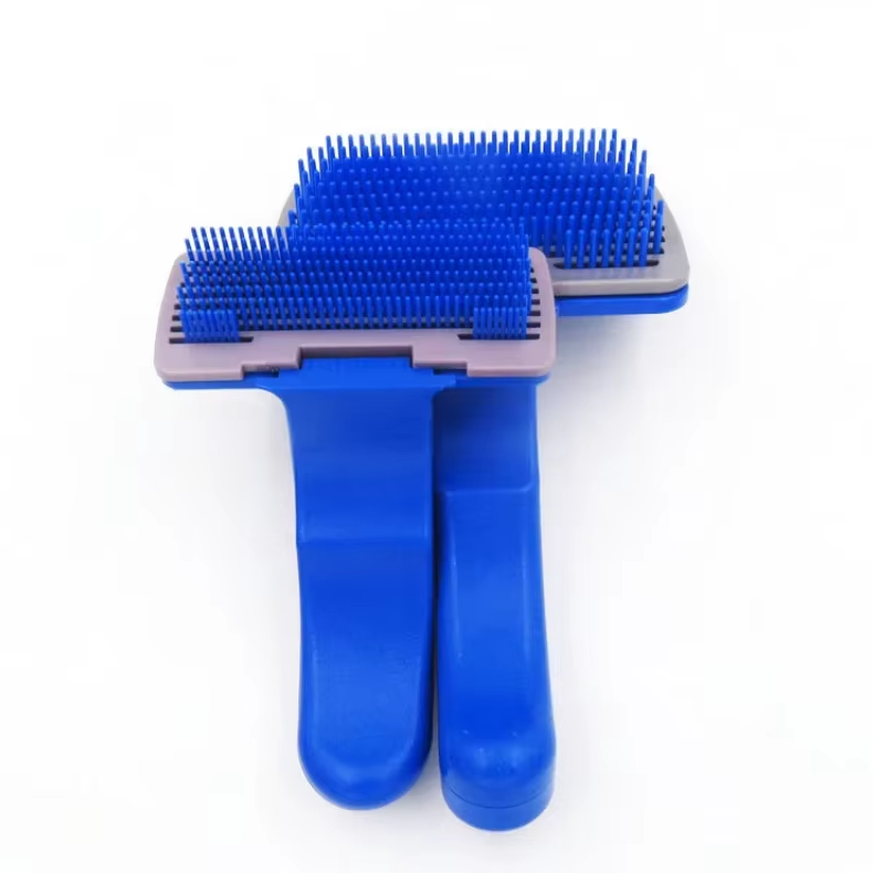 Brosse autonettoyante pour chien et chat, picots en silicone