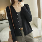 Cardigan femme col V en maille douce, seize coloris, noir