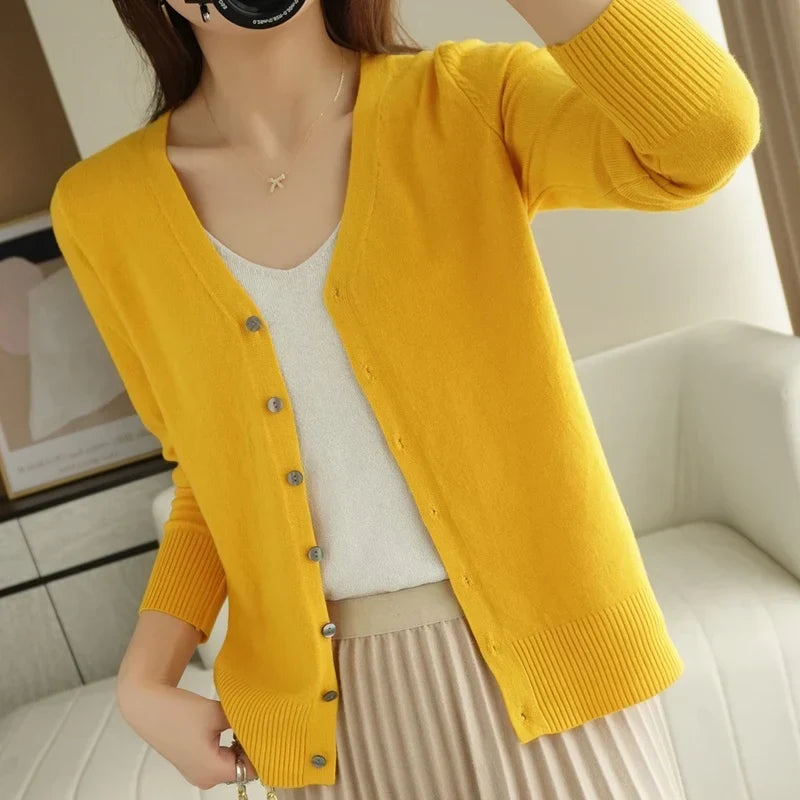 Cardigan femme col V en maille douce, seize coloris