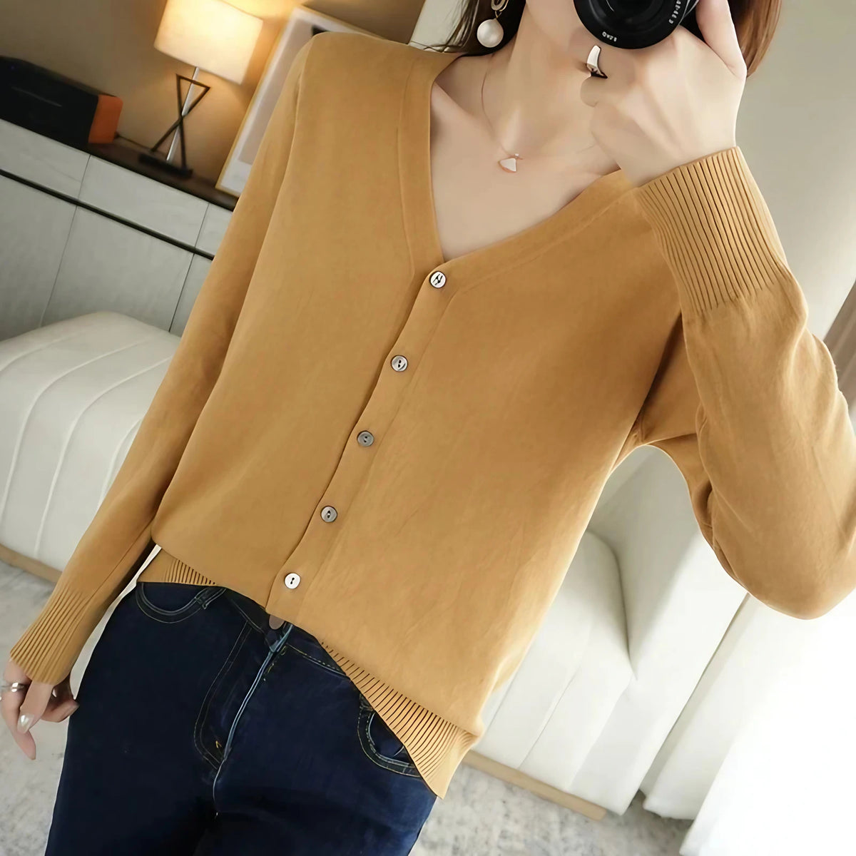 Cardigan femme col V en maille douce, seize coloris, chameau