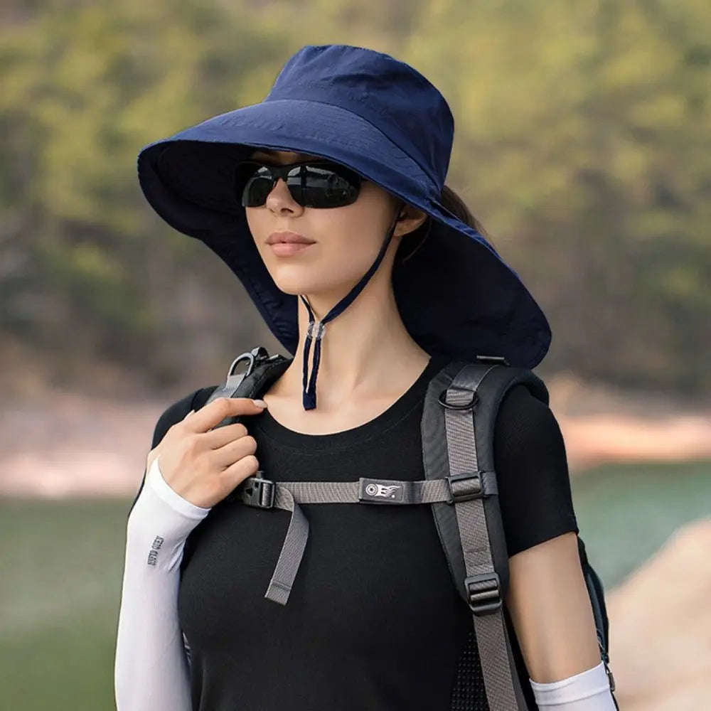 Chapeau de soleil femme à large bord et couvre-nuque amovible