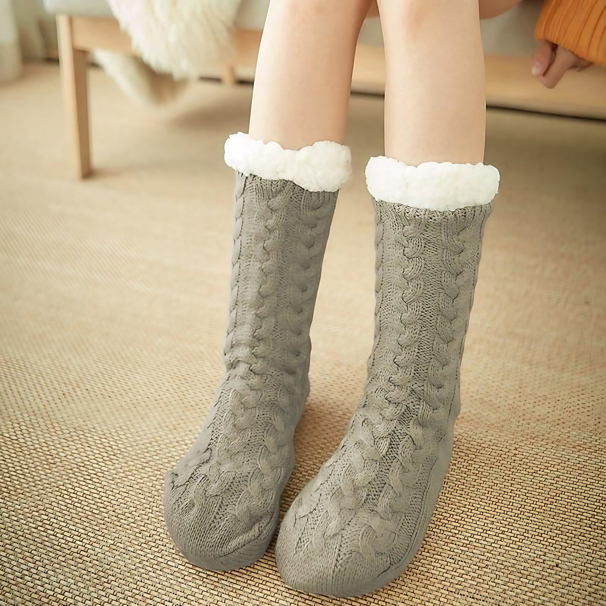 Chaussettes d'intérieur femme à semelle antidérapante, revers doux, kaki