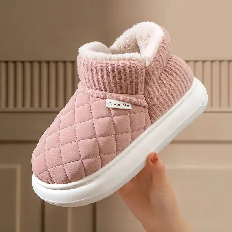 Chaussons femme d'hiver fourrés, dessus matelassé effet daim