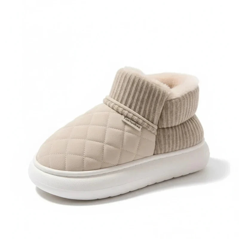 Chaussons femme d'hiver fourrés, dessus matelassé effet daim, beige