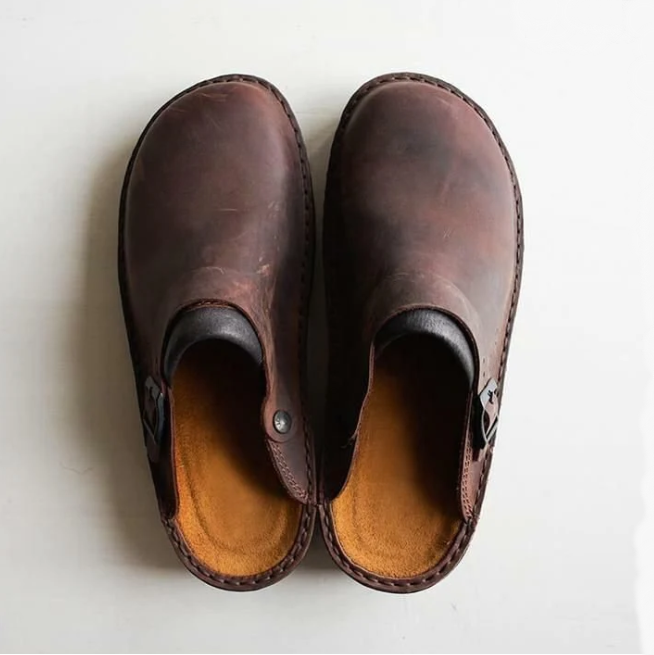 Chaussons à chaussant large et semelle rembourrée, du 38 au 47