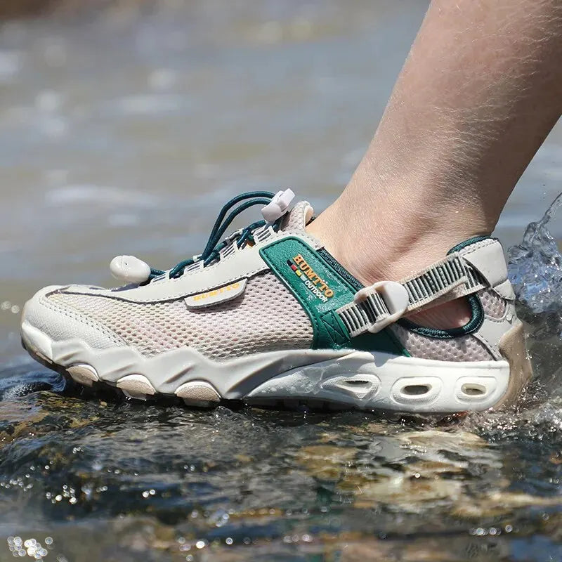 Chaussures aquatiques femme pour la randonnée, légères