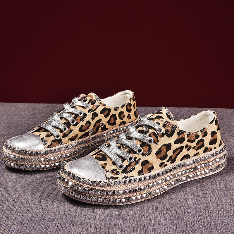 Chaussures orthopédiques femme, semelle antidérapante, noir ou léopard