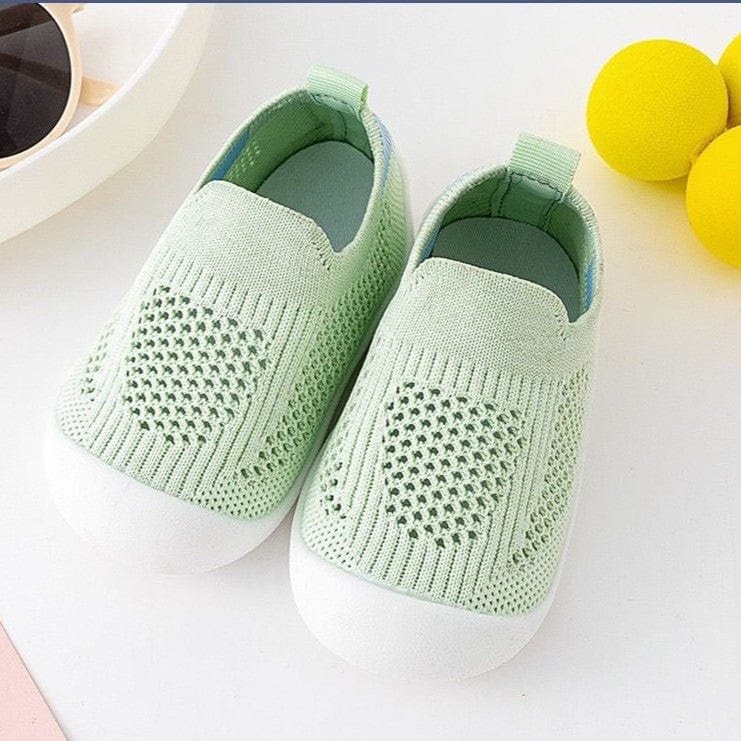 Chaussures bébé en maille à semelle souple, premiers pas