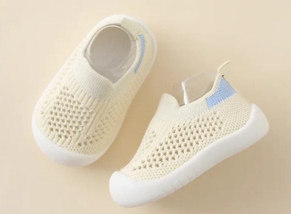 Chaussures bébé en maille à semelle souple, premiers pas