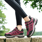 Chaussures de marche femme à lacets, semelle crantée