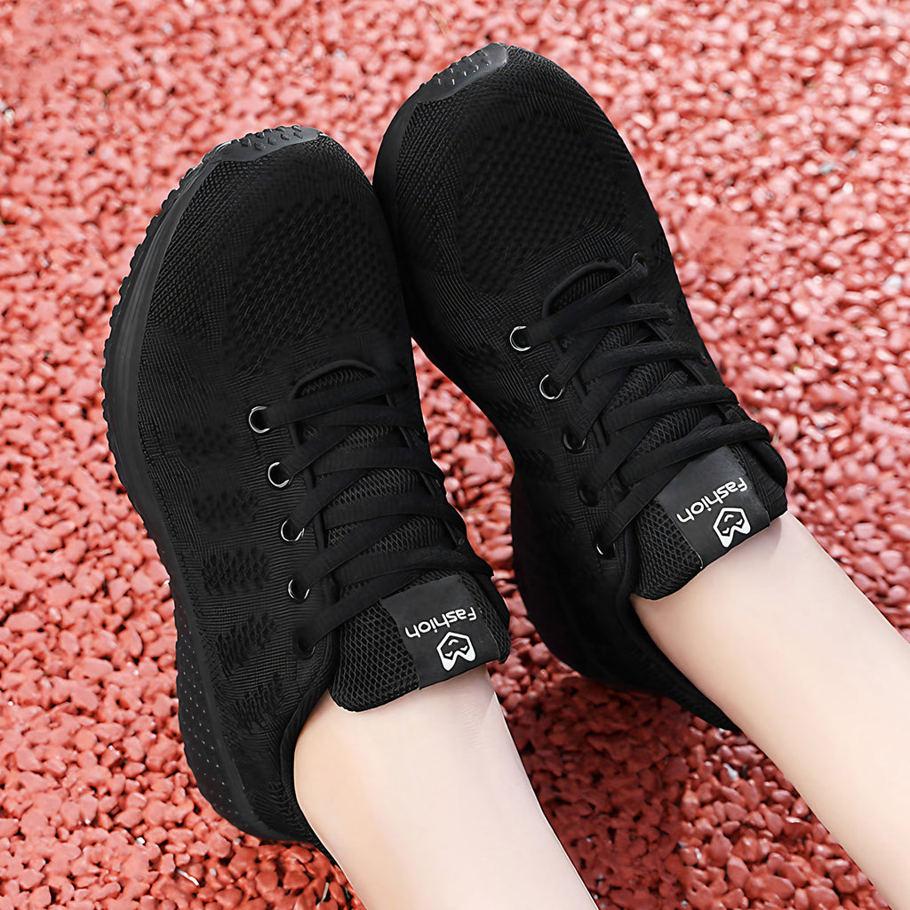 Chaussures de marche femme à enfiler, tige à la cheville, noir