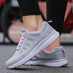 Chaussures de marche femme à enfiler, tige à la cheville, gris