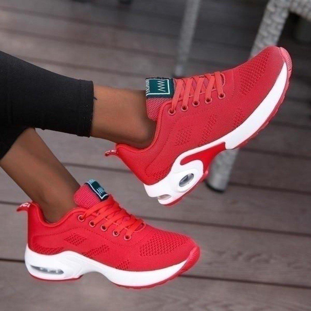 Chaussures orthopédiques de marche femme à enfiler, six coloris