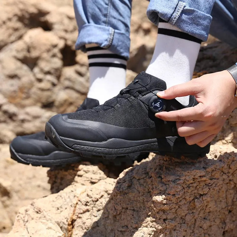 Chaussures de randonnée homme à molette, imperméables