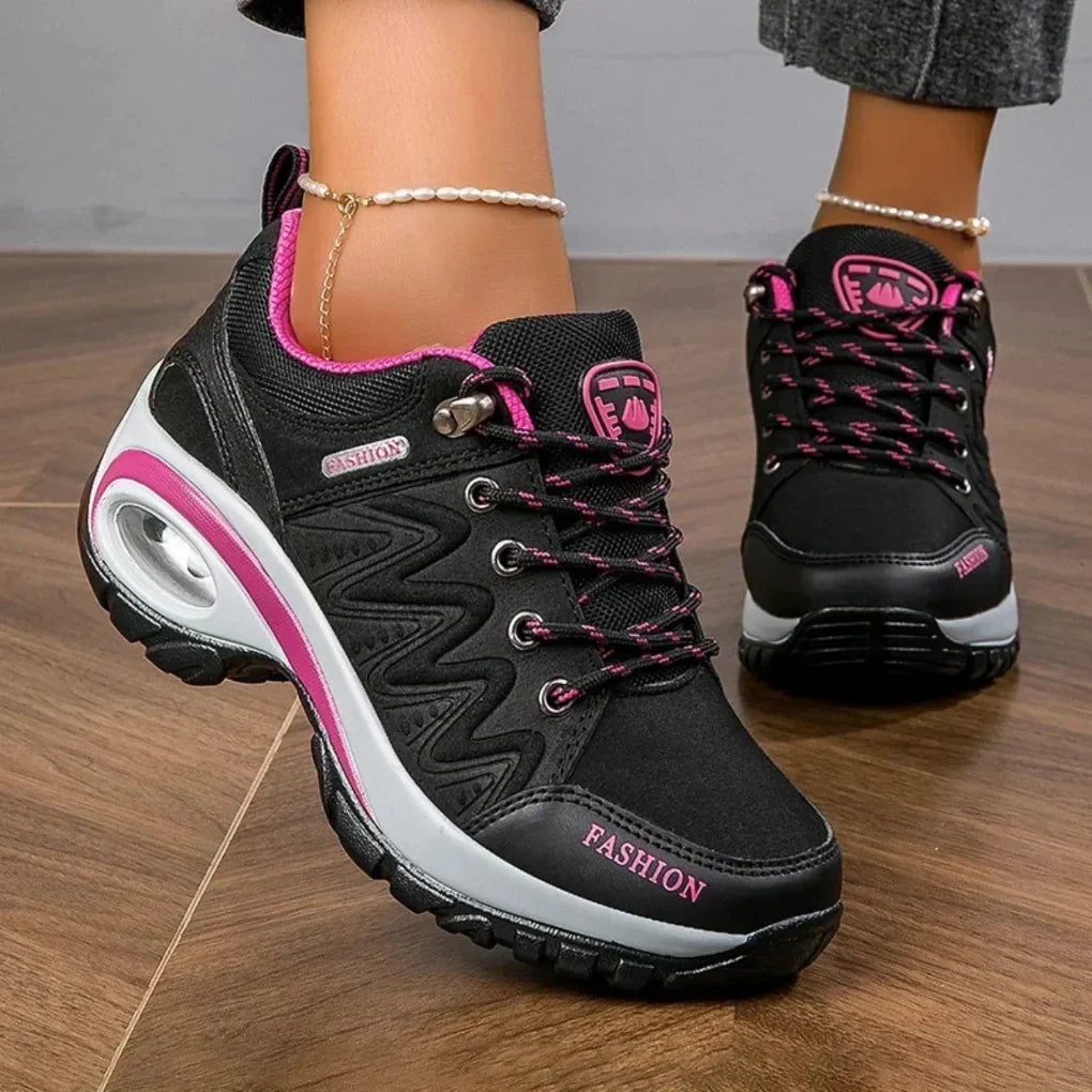 Chaussures de randonnée femme imperméables, à lacets, noir