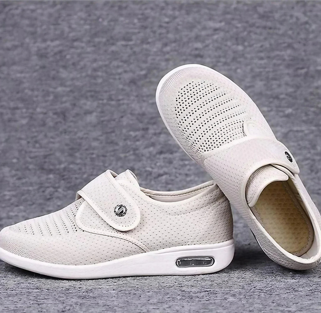 Chaussures femme à chaussant large pour pieds sensibles, marron clair