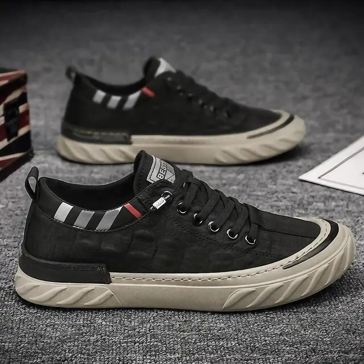 Chaussures de ville homme, noir ou gris, du 39 au 47, noir